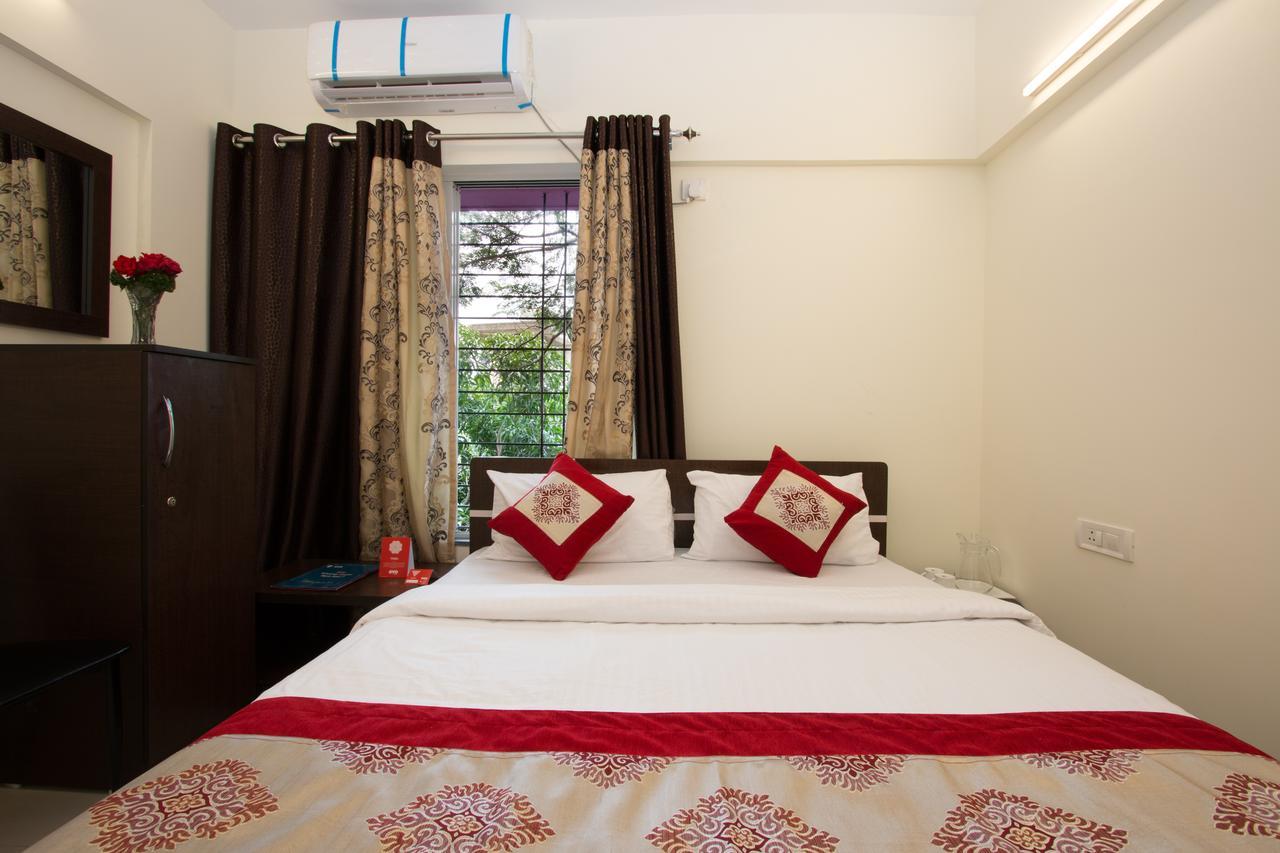 Oyo 9052 Leisurely Abode Hotell Khadki Eksteriør bilde